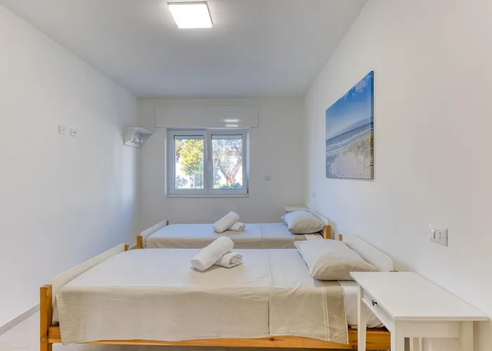 Bianca Appartament * ウジェント